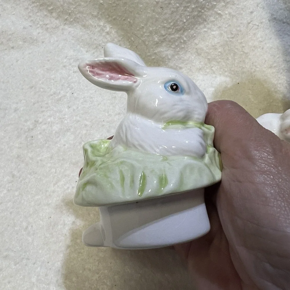 Vintage Taiwan Decorative Bunny In Cabbage Teapot 34‎ oz. Cottage Core
